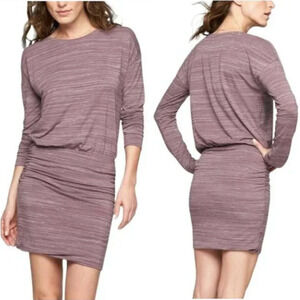 Athleta Beyond Soft Avenues Blouson Dress Women S Small Mauve Stretch Scoop Neck